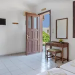 Frantzis 3 Nisyros * Paloi