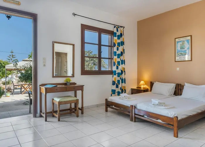 Frantzis 3 Nisyros *