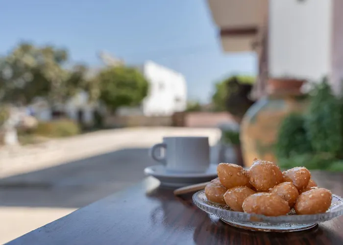 Frantzis 3 Nisyros * Paloi