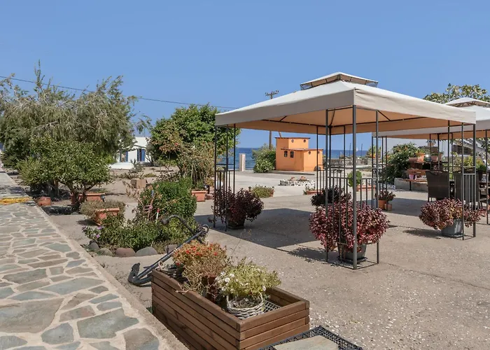 Frantzis 3 Nisyros * Paloi