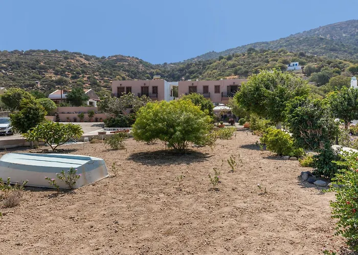 Frantzis 3 Nisyros * Paloi